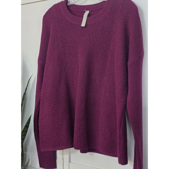 Athleta Women Medium Mulberry Turin Wool Cashmere Sweater Knit Purple Textured - Picture 3 of 6